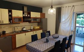 Apartment Cengo