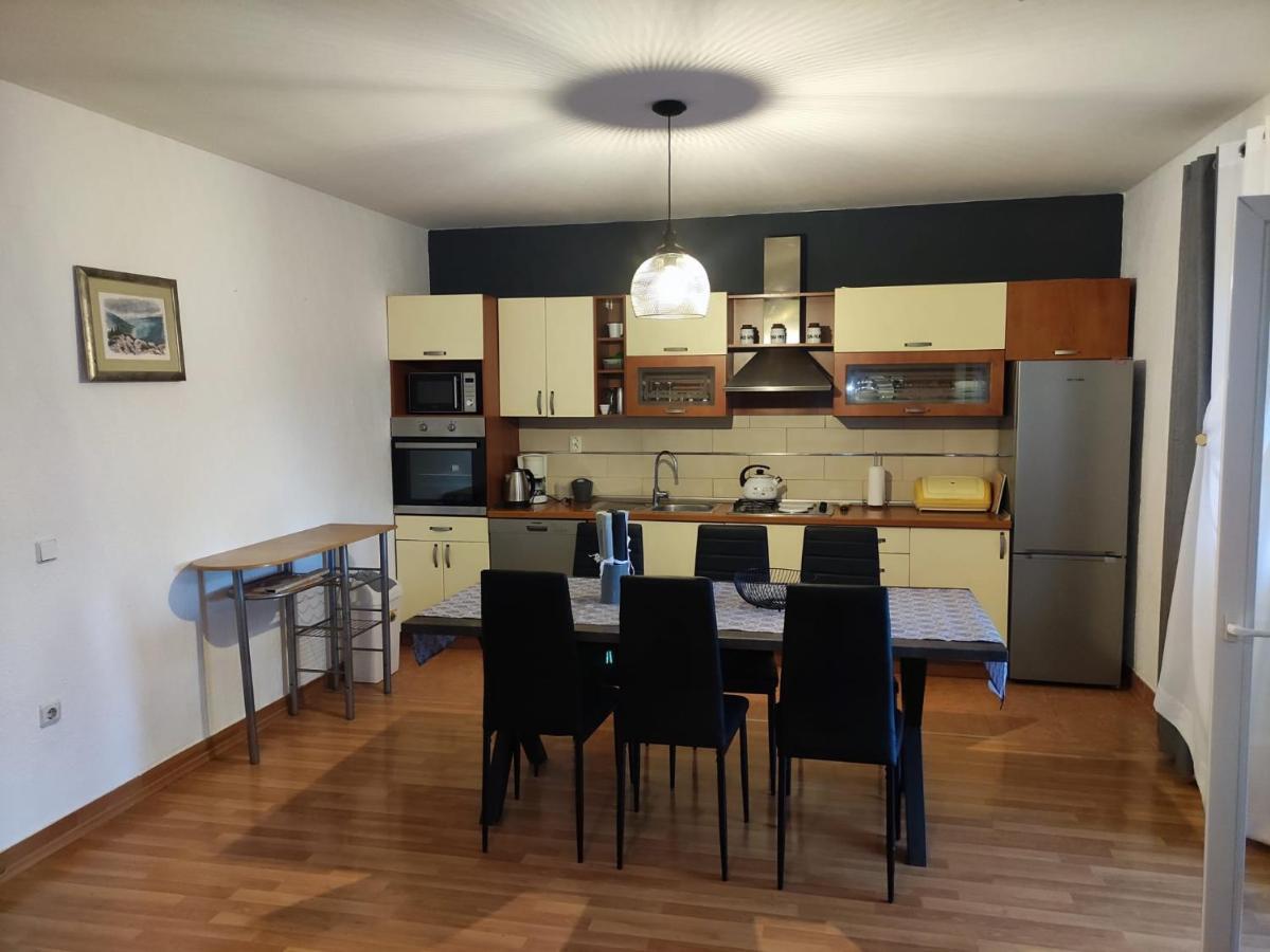 Apartment Cengo Kaštela Kültér fotó