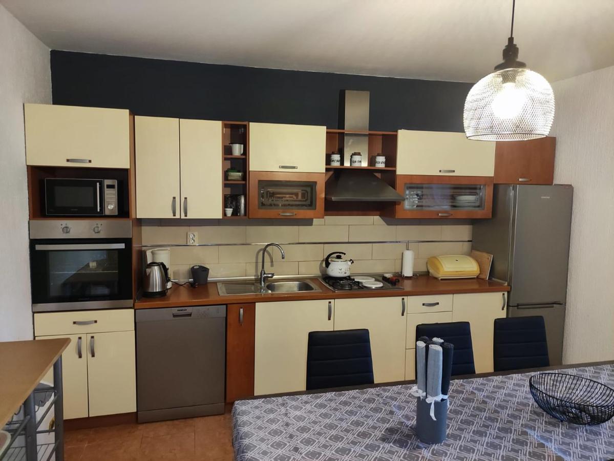 Apartment Cengo Kaštela Kültér fotó