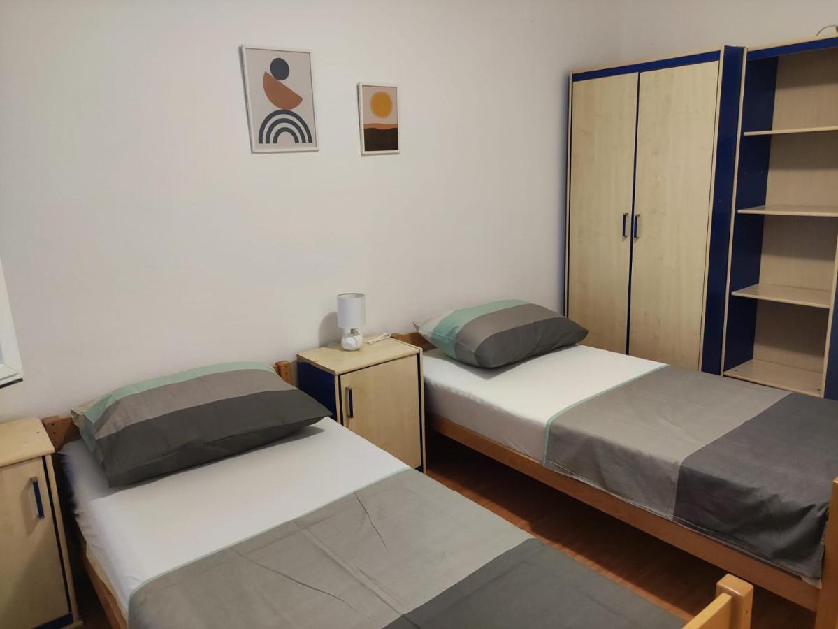 Apartment Cengo Kaštela Kültér fotó